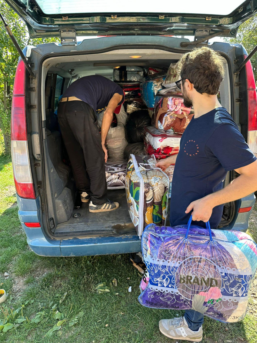 Distribuție de pachete