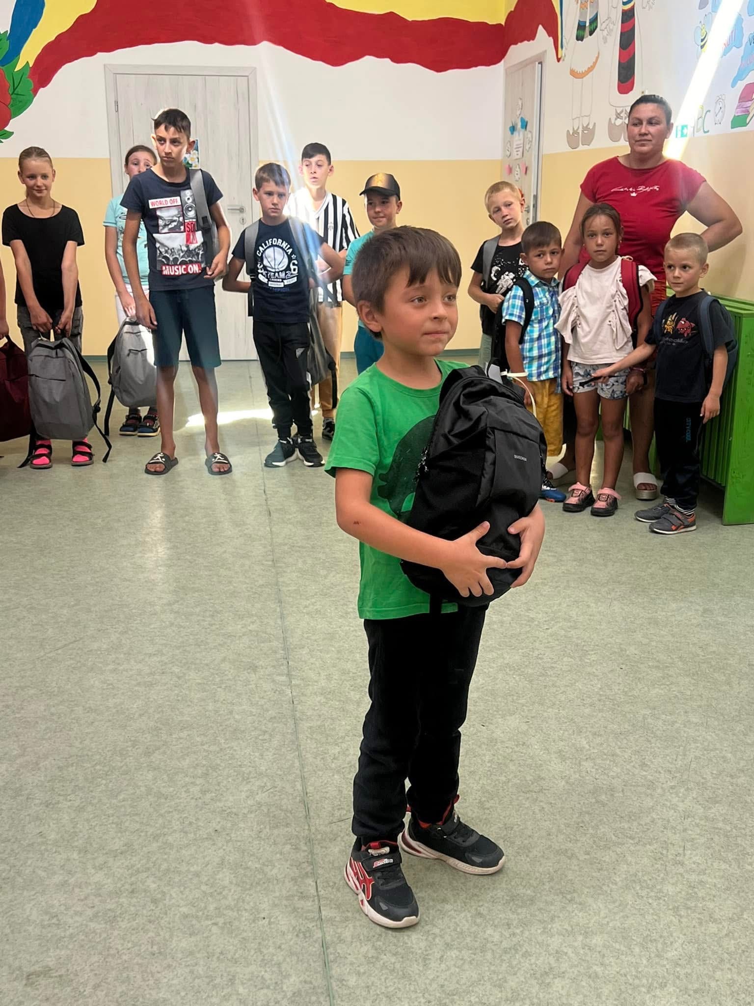 Curățenie pe malul râului